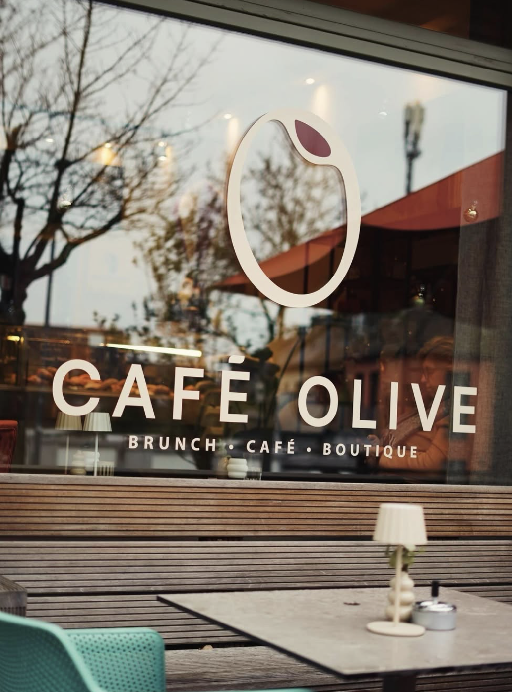Café Olive Schaufenster